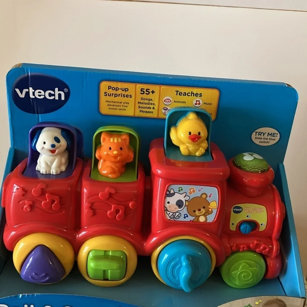 V-Tech Roll & Surprise Animal Pop-Up Surprise Teaches 6-36 months. New in Pkg